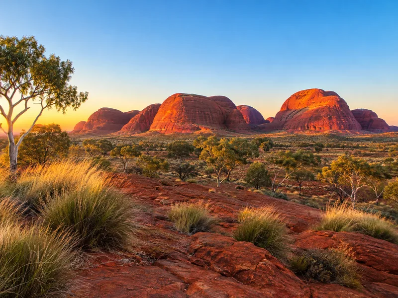 Sonnenaufgang am Uluru und Vormittag in Kata Tjuta